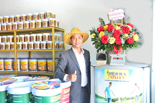 Anh Nguyễn Thanh Tùng, giám đốc Công ty TNHH SX TM Sơn Zebra Việt Nam
